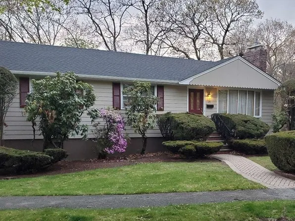 21 Biscayne Ave, Saugus, MA 01906