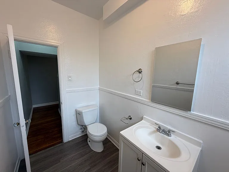 1447 Redondo Ave — Photo 20