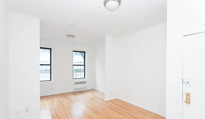 Rented by Copperwood Real Estate | media 13