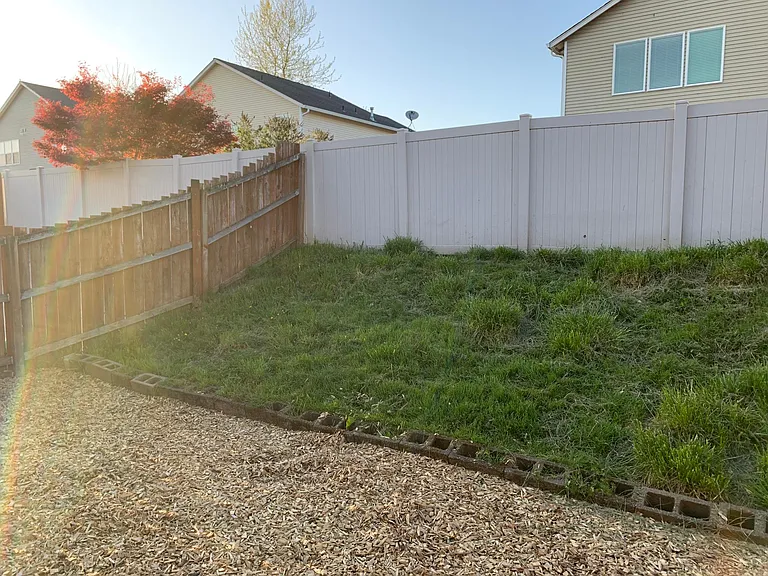 2316 NW 4th St — Photo 21
