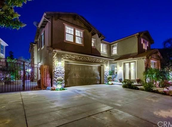 Unique to this gorgeous property is the extra wide frontage which allows for extra parking car/RV/Je