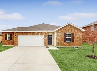 304 Concho River Dr, Glenn Heights, TX 75154