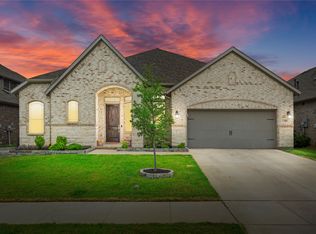 1305 Tucker Ln, Kennedale, TX 76060