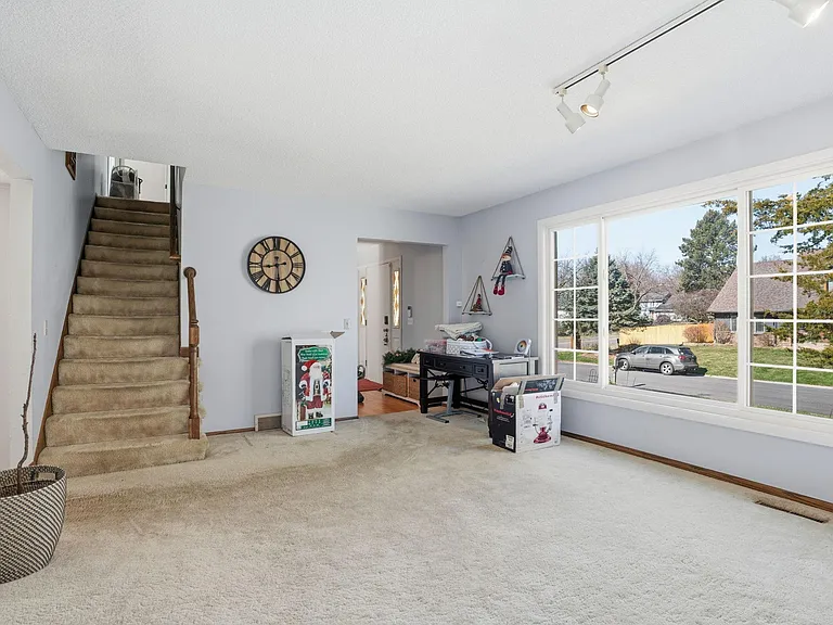 10427 Brown Farm Cir — Photo 15
