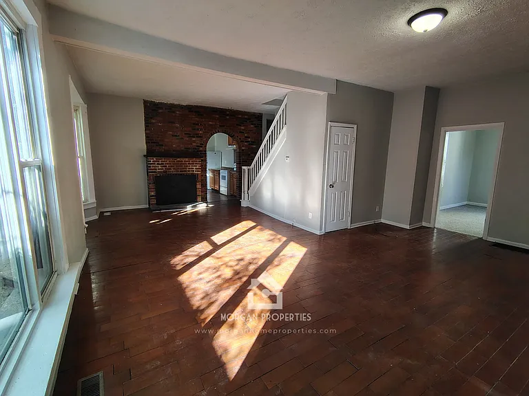 621 Madison Ave — Photo 3
