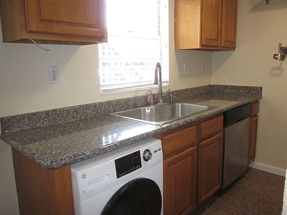4th image of 212 S Church Ave Unit 101