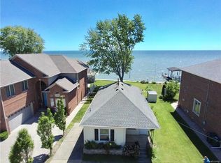 29316 Jefferson Ave, Saint Clair Shores, MI 48081