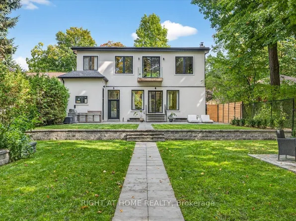 64 Larwood Blvd, Toronto, ON M1M 2M5