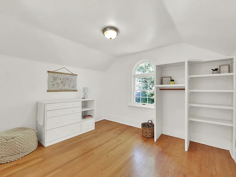 2260 E 15th Ave — Photo 37