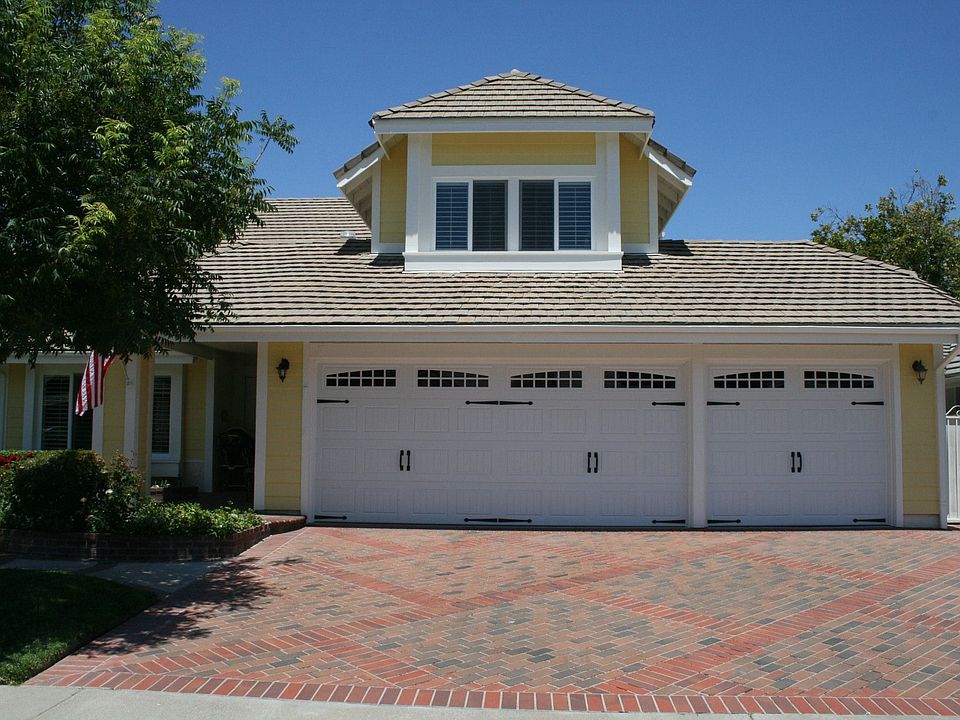 1st image of 23761 Cabezo Ct