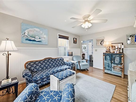 4th image of 9413 Phillip Ave