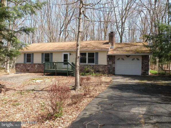 92 Frost Ln, Albrightsville, PA 18210
