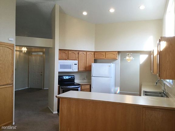 30310054_6374-chesterfield-ln-_reno-_nv_2016-3