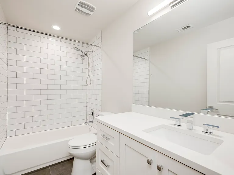 1412 Perez St #1 — Photo 31