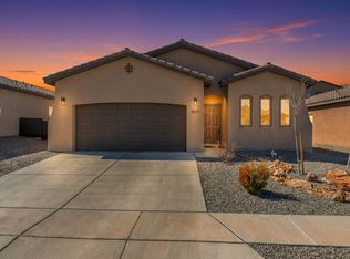 1825 Tesoro Loop NW, Los Lunas, NM 87031