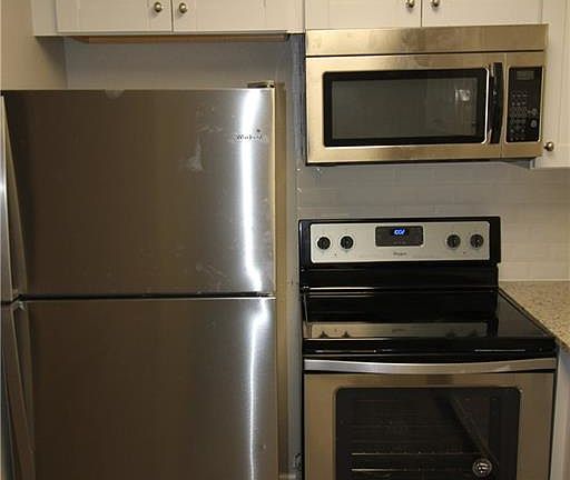 5th image of 5722 Gaston Ave APT J