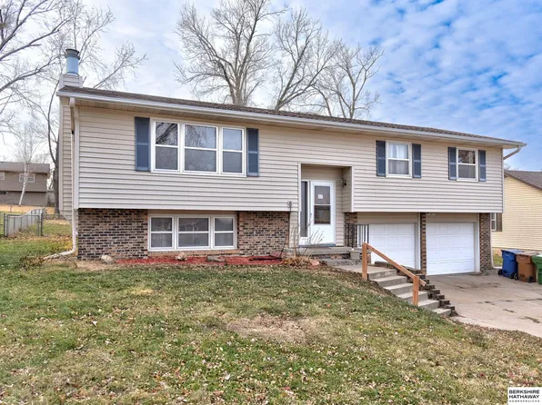 3311 Duane Ave, Bellevue, NE 68123