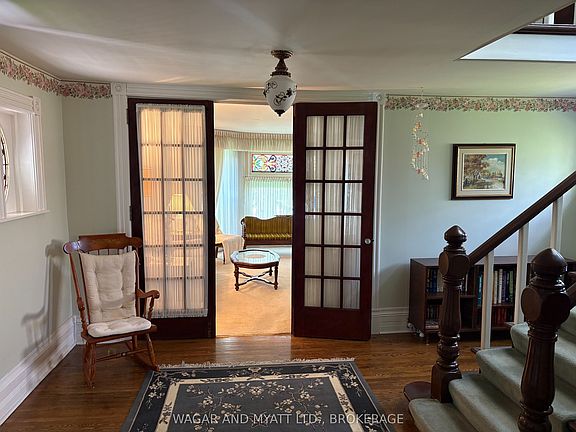 3rd image of 163 Adelphi St
