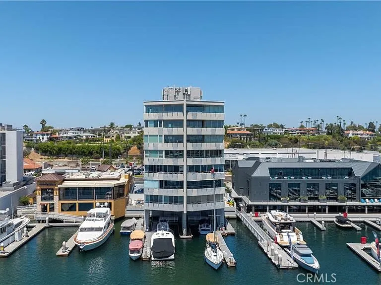 3121 W Coast Hwy #7AB — Photo 28