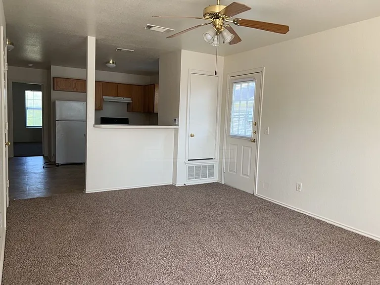 2001 Monte Carlo, Killeen — Photo 3