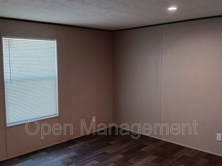 2501 Martin Luther King Blvd #604 — Photo 6