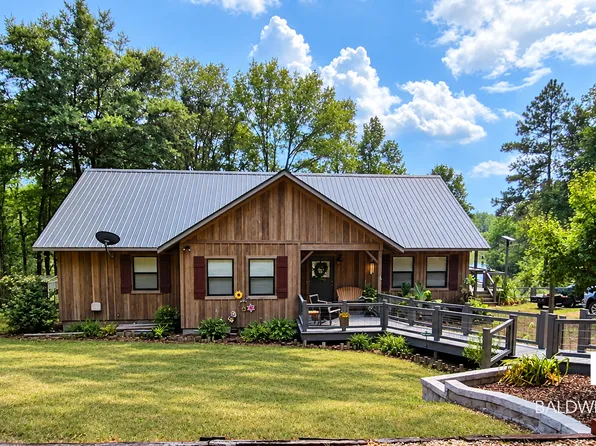 859 Cold Creek Dr, Evergreen, AL 36401