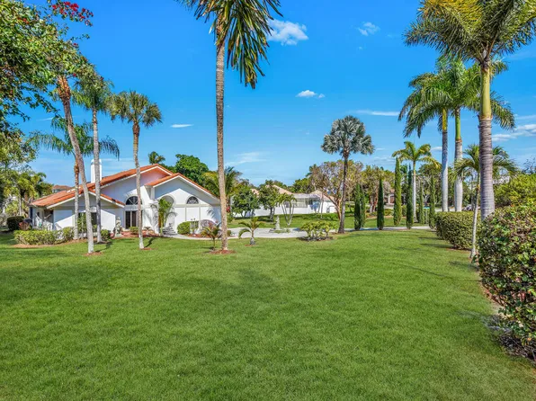 620 Inlet Dr, Marco Island, FL 34145