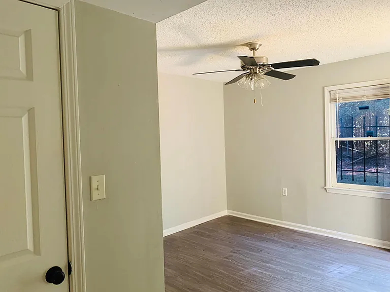 638 Thomasville Blvd SE — Photo 6