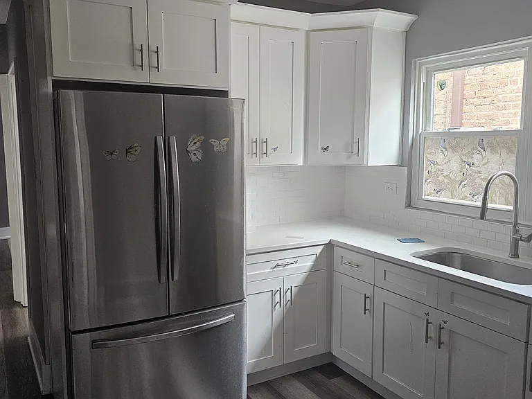5506 N Luna Ave #2 — Photo 4