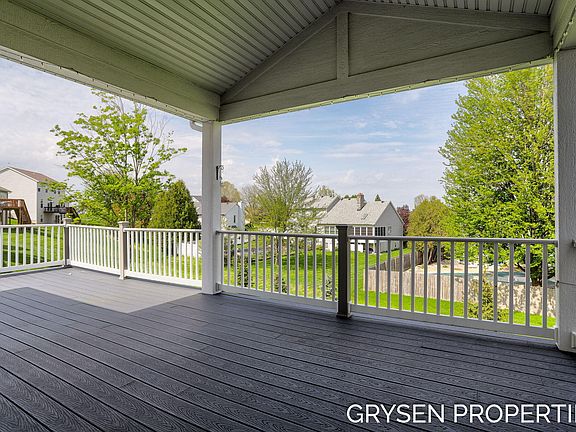 5th image of 6808 City View Dr