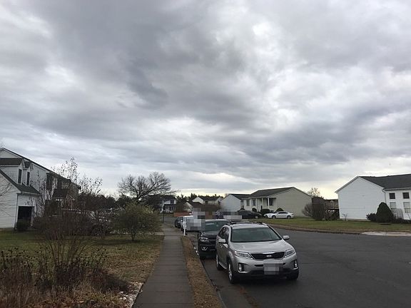 4th image of 11295 Meadfield Dr