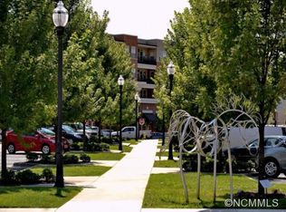 42 Schenck Pkwy #208, Asheville, NC 28803