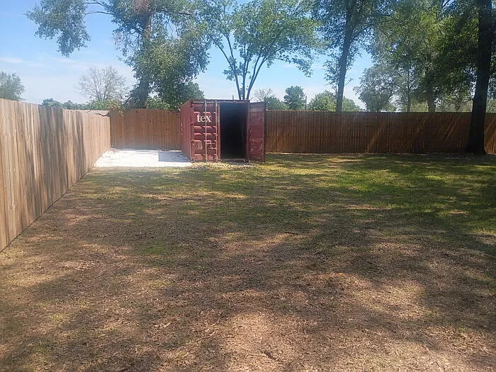 738 Old Pin Oak Rd — Photo 8
