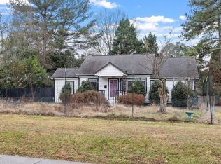 1005 W Main St, Carrboro, NC 27510