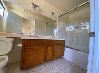 534 N Orange Ave APT E, La Puente, CA