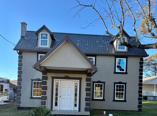 31 Upper Beechwood Ave, Pottsville, PA 17901