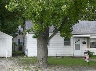 802 Sherwood Ter, Champaign, IL