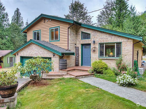 2nd image of 37204 E Lake Walker Drive SE