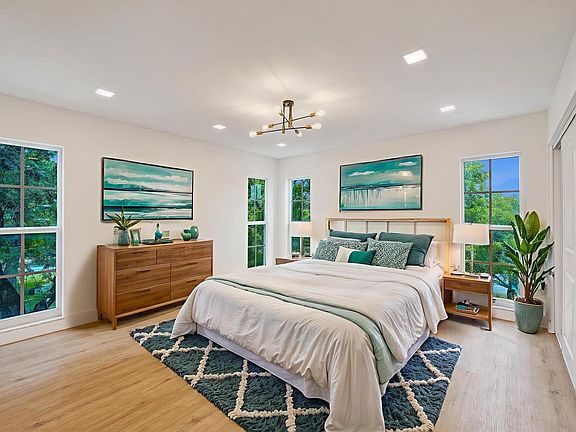 4th image of 3300 N Palm Aire Drive #401