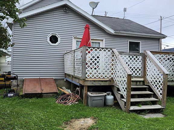 5th image of 725 E Scott St