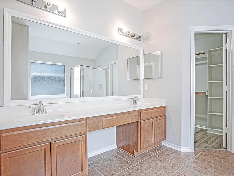 43 W Spindle Tree Cir — Photo 18