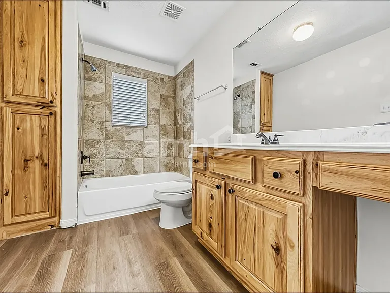 10917 Spruce Dr S — Photo 14