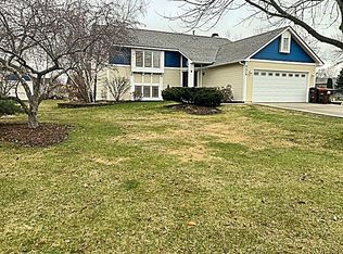 9524 72nd St S, Cottage Grove, MN 55016