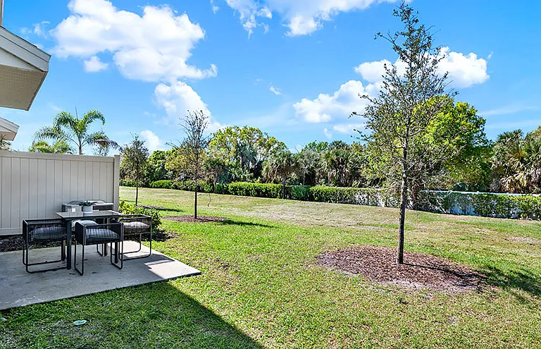 Amore Village Townhomes — Photo 18
