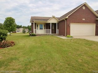 6344 Queens Ct, Flushing, MI 48433