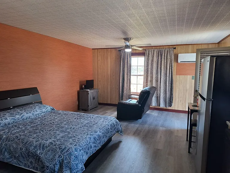 13230 Highway 26 W — Photo 2