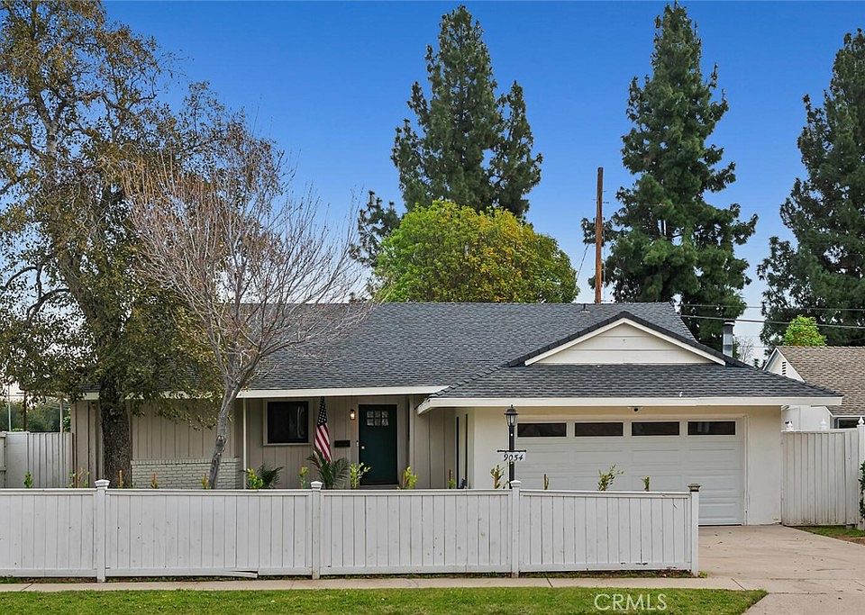 1st image of 9054 Darby Ave