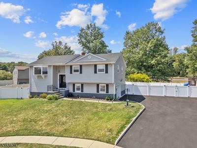 83 Larkspur Ln, Clifton, NJ, 07013