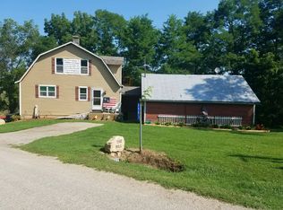 2893 S Elizabeth Scales Mound Rd, Elizabeth, IL 61028