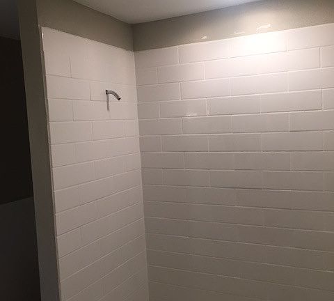 New tile tub surround